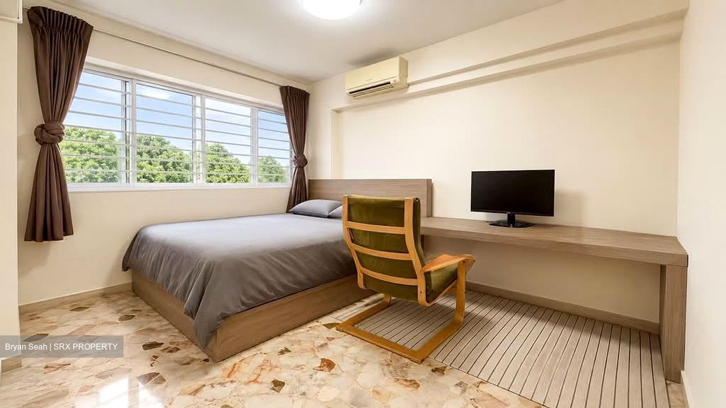 Blk 204 Jurong East Street 21 (Jurong East), HDB 4 Rooms #573189861